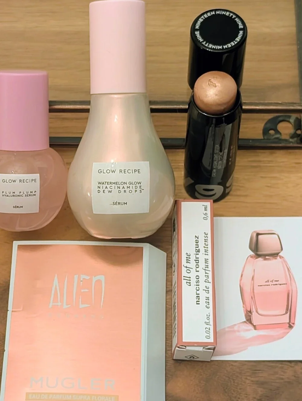 New High-end Surprise Beauty Bundle 12 To 15  Products 2x Value That You Pay
